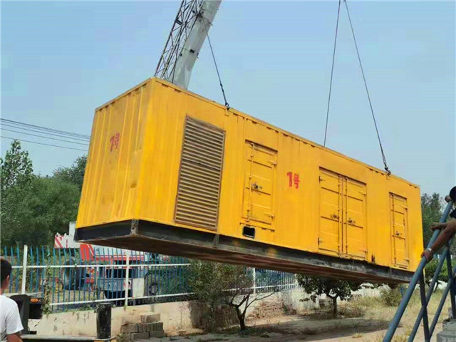 乌拉特前300KW柴油发电机组油耗是多少？