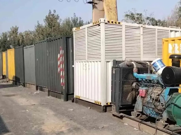 乌拉特前200KW柴油发电机机组每小时油耗是多少?